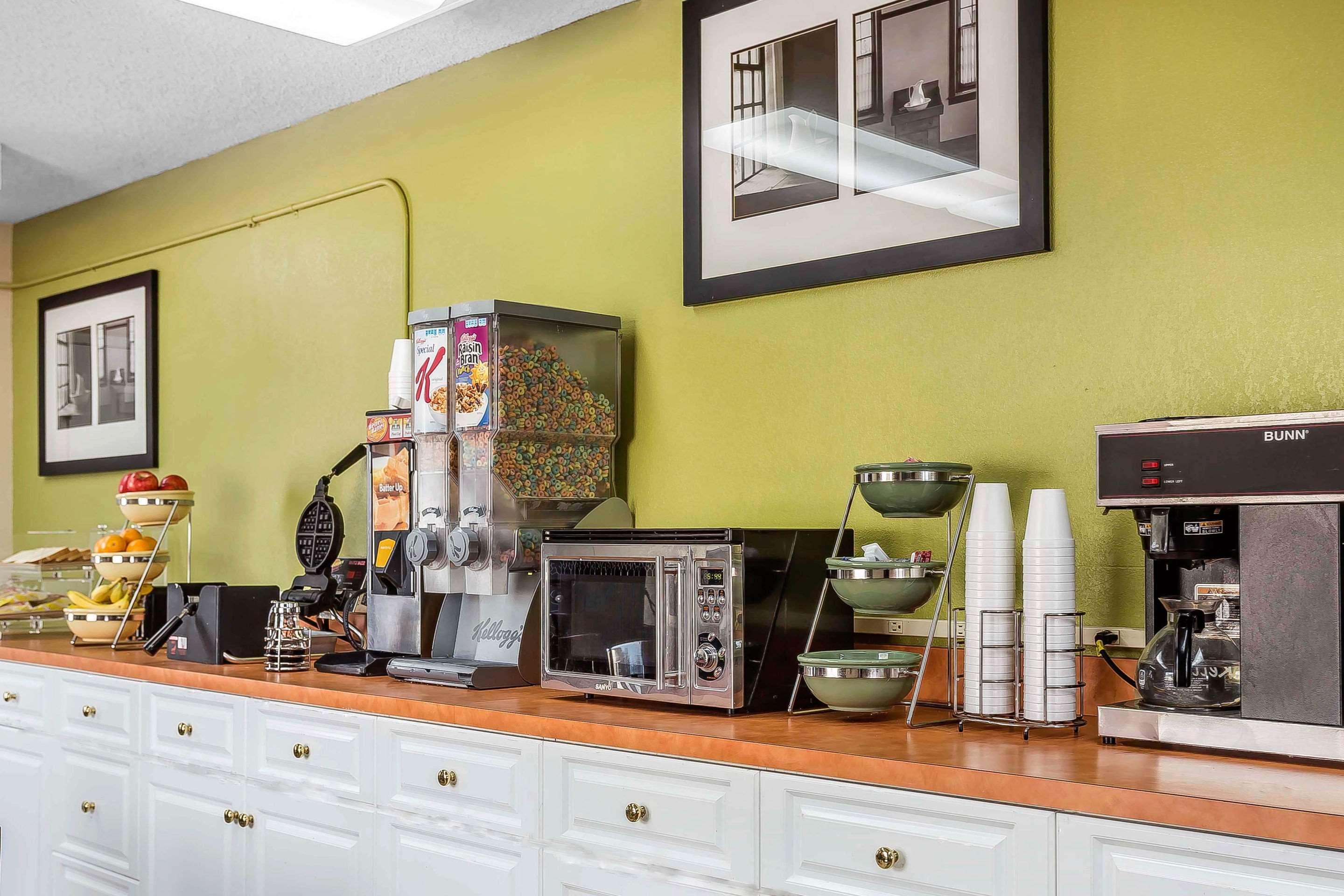 Rodeway Inn Augusta Ngoại thất bức ảnh