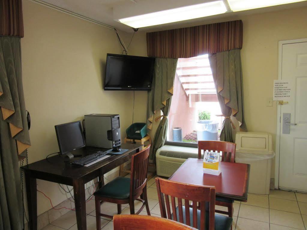 Rodeway Inn Augusta Ngoại thất bức ảnh